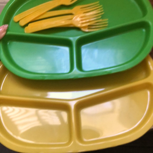 Vintage Picnic Set - Plates, Cutlery, Condiment Holders - 1980s - Picture 4 of 6